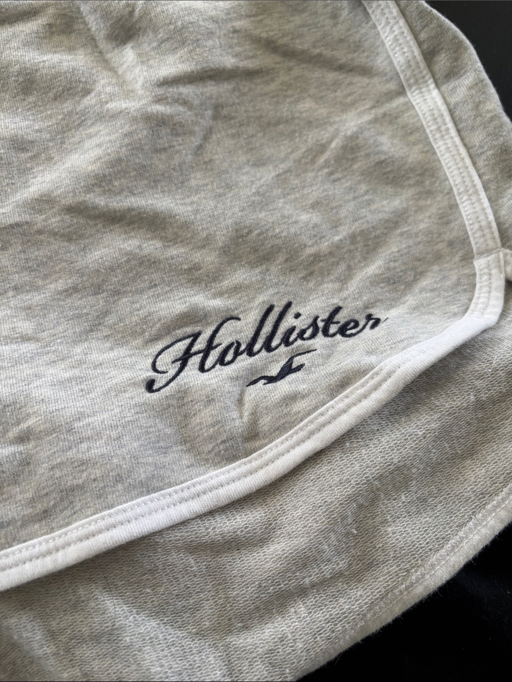 Hollister Women's Dual-Pack Lounge Shorts — Light Gray & Black - Picture 2 of 4
